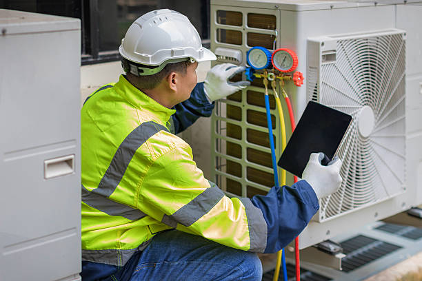 Professional Ac Installation technician working in Bergenfield, NJ